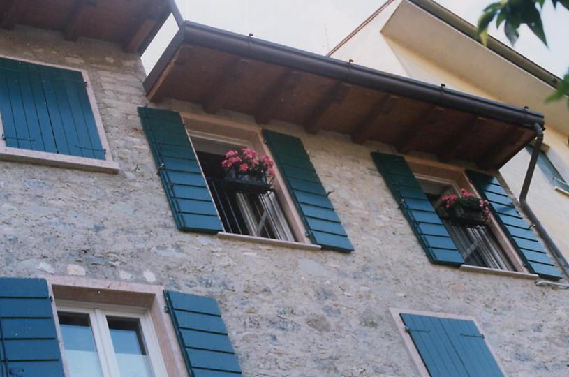 Apartment Casa Caterina Gargnano Exterior photo