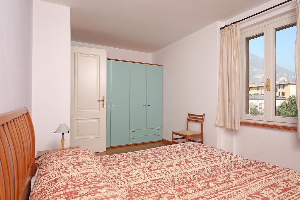 Apartment Casa Caterina Gargnano Room photo